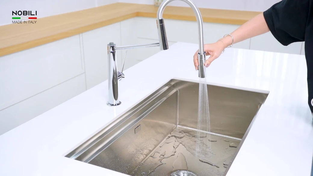 Sự linh hoạt của vòi cần mềm