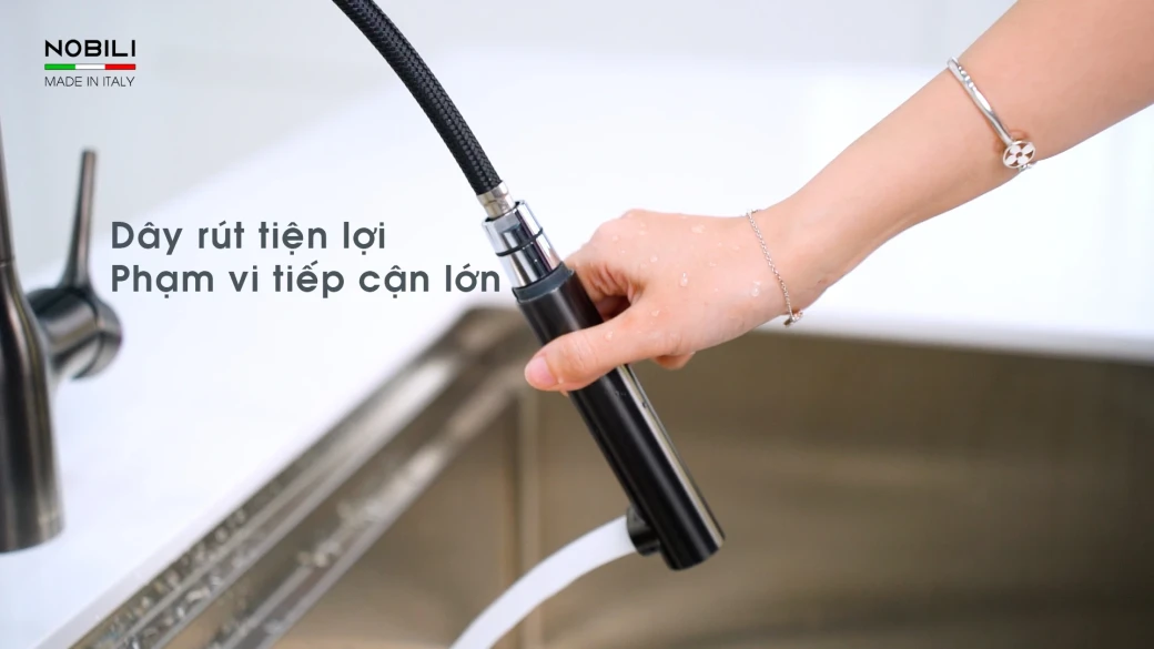 Điểm nổi bật của vòi rửa bát dây rút NOBILI MANIA NB216LTB