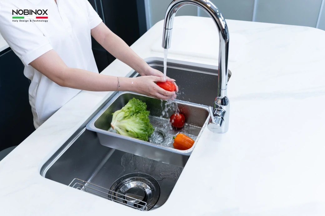 Nghi vấn liệu chậu rửa bát Nobinox NOVA A283D có đ... - image 1