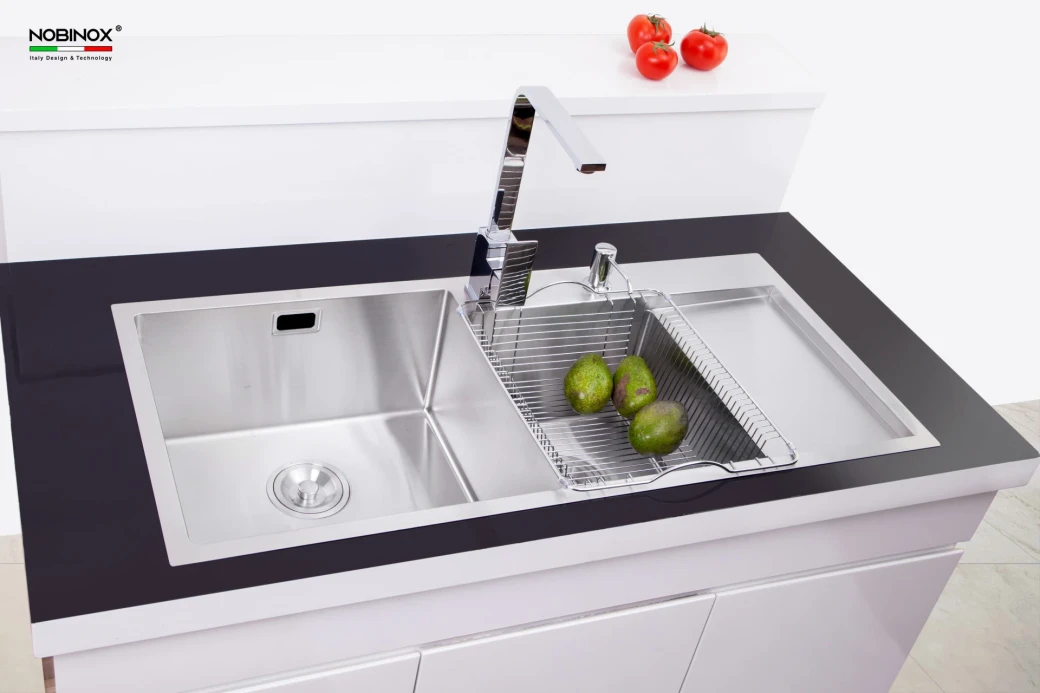 Chậu rửa bát 2 hố có bàn chờ là gì?