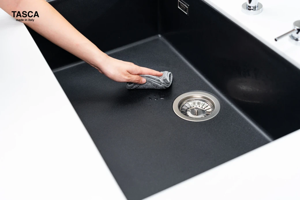 chậu rửa bát đá lắp âm bàn TASCA MITO NT761B