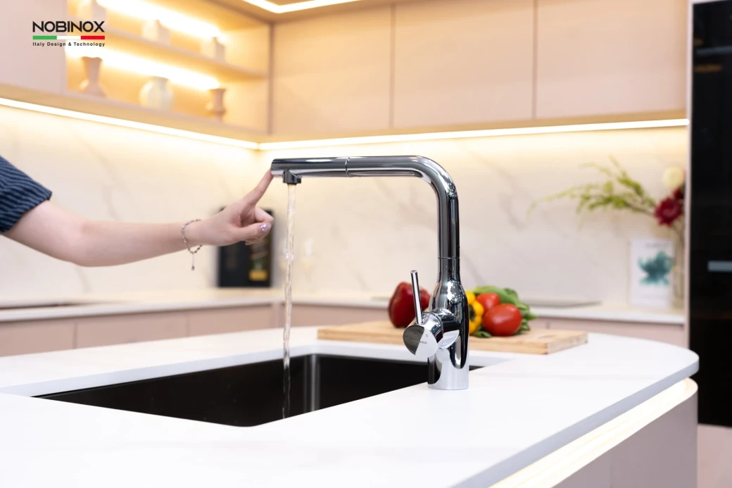 Vòi rửa bát dây rút NOBINOX AQUA VX568