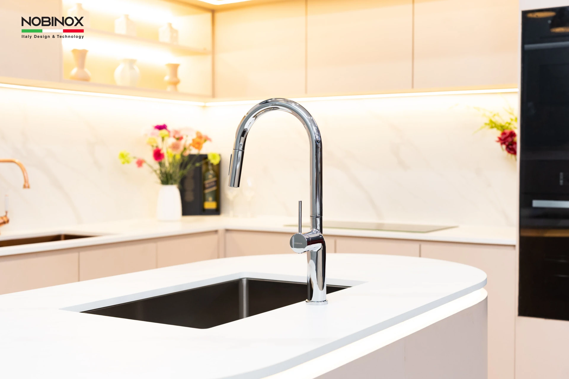 Chi tiết Vòi rửa bát dây rút Nobinox ADORA NX990